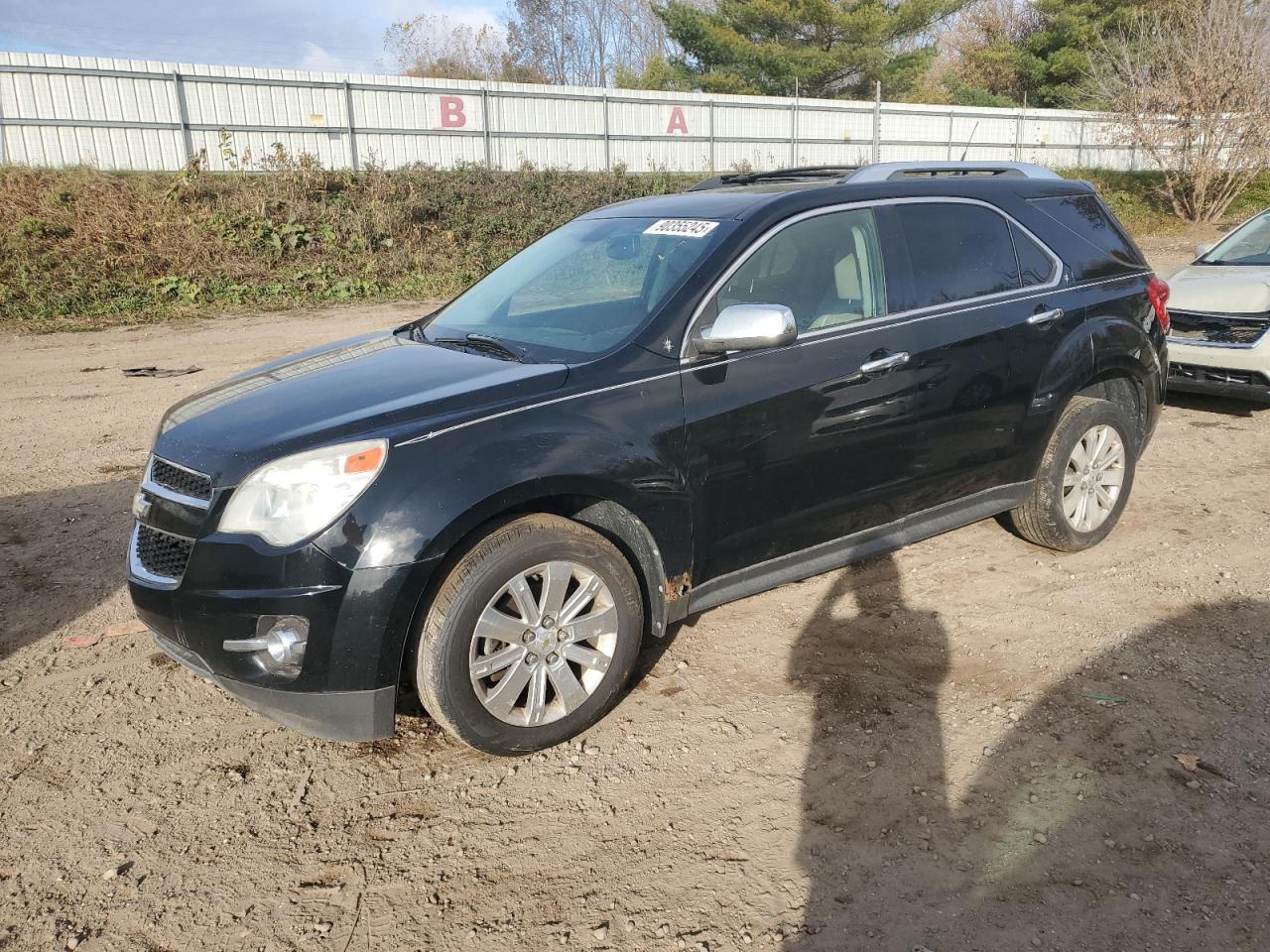 2011 Chevrolet Equinox LTZ, VIN 2CNFLFE56B6213145 — Front end