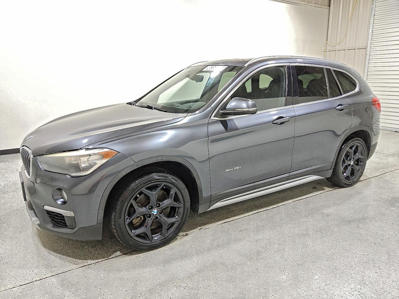 2016 BMW X1 xDrive28i, VIN WBXHT3C38GP887076 — Auction photo 1 of 13