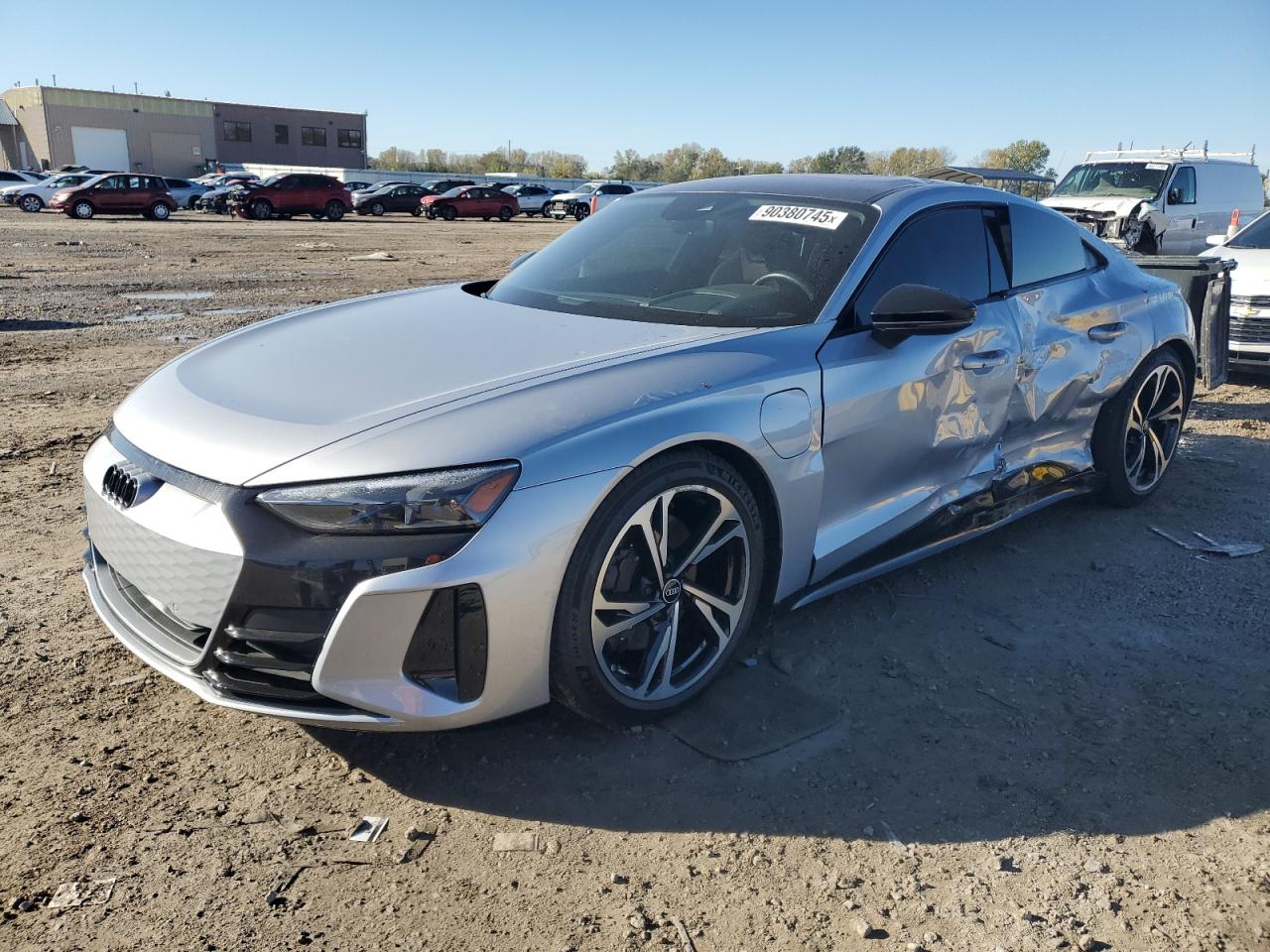 2023 Audi e-tron GT Premium Plus, VIN WAUCJBFWXP7008137 — Фото с аукциона
