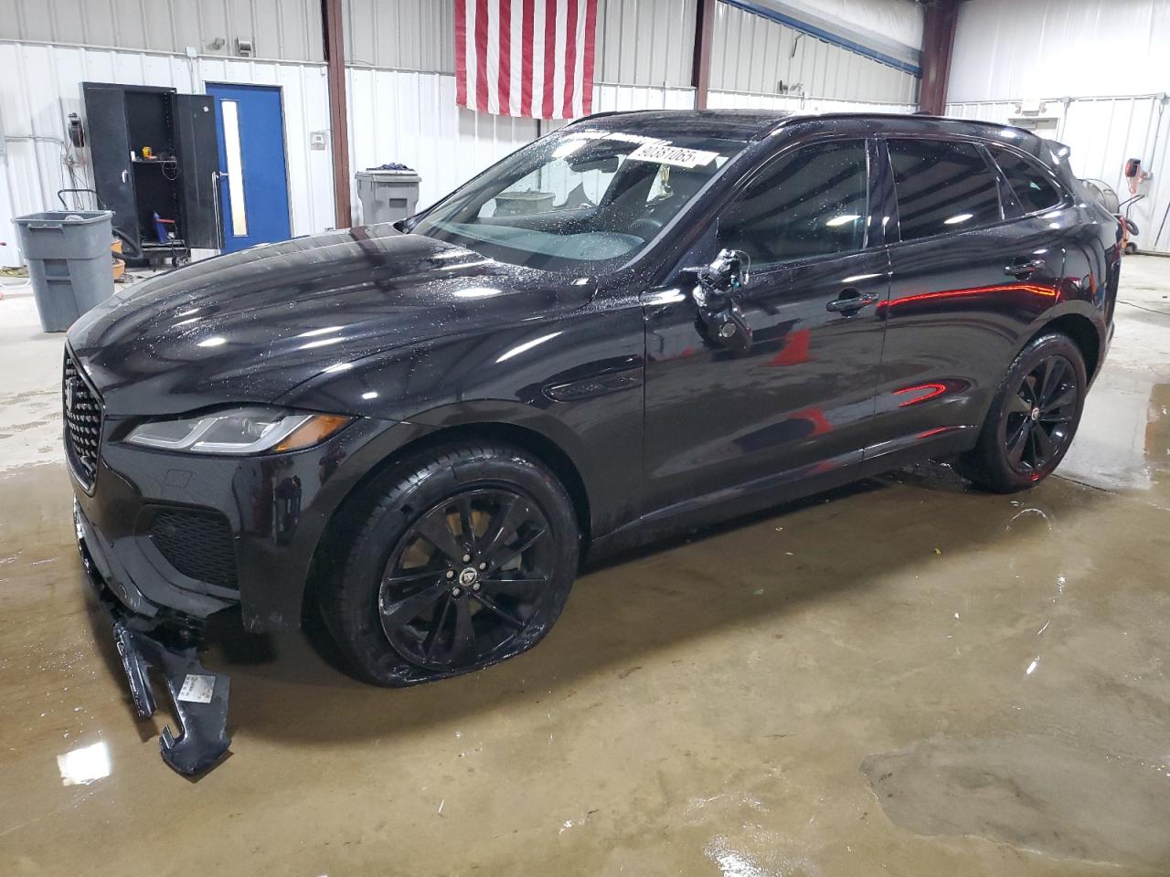 2025 Jaguar F-Pace R-Dynamic S, VIN SADCT2EX2SA750488 — Front end