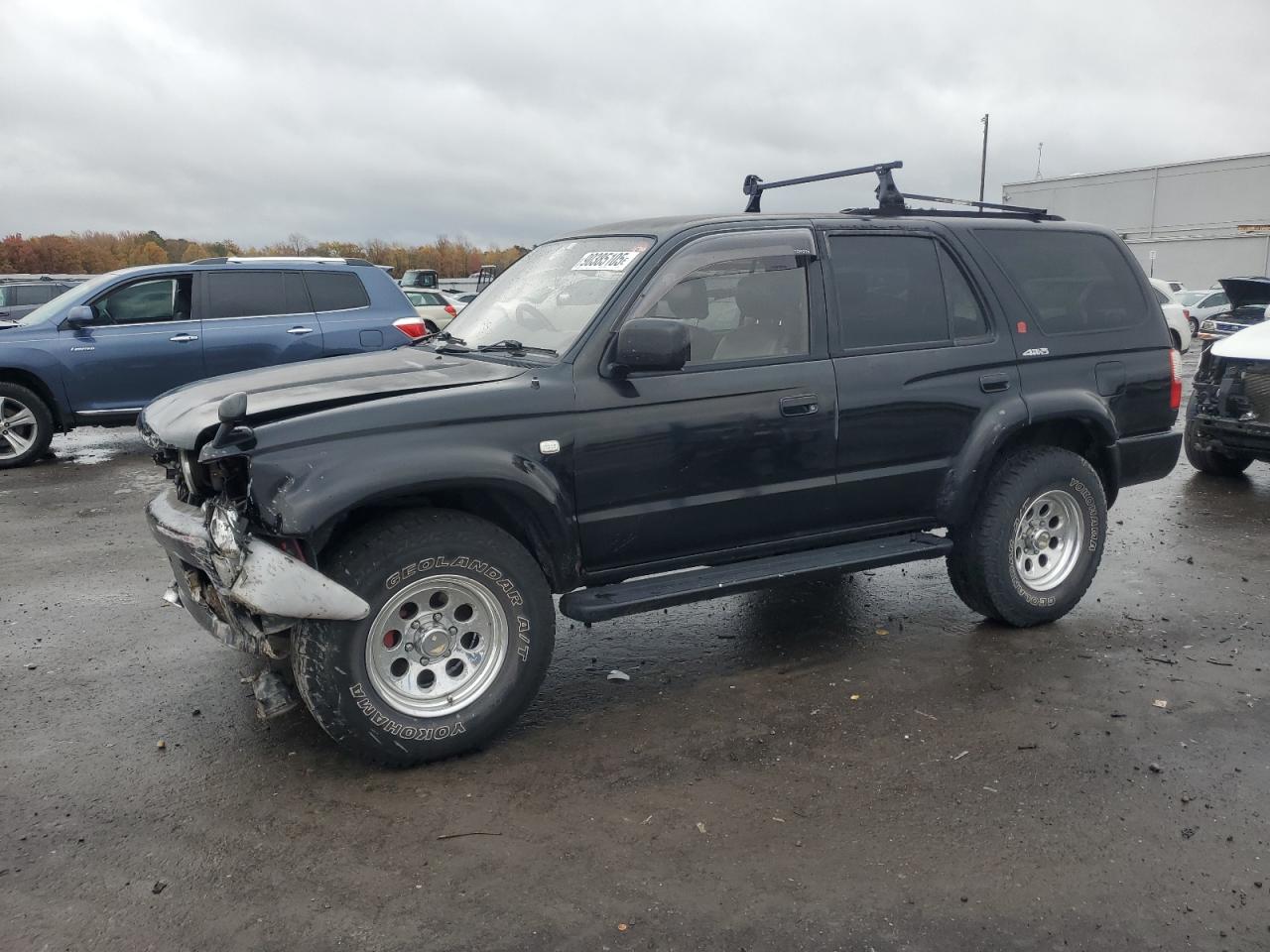 1997 Toyota Hilux, VIN KZN1850042790 — Перед