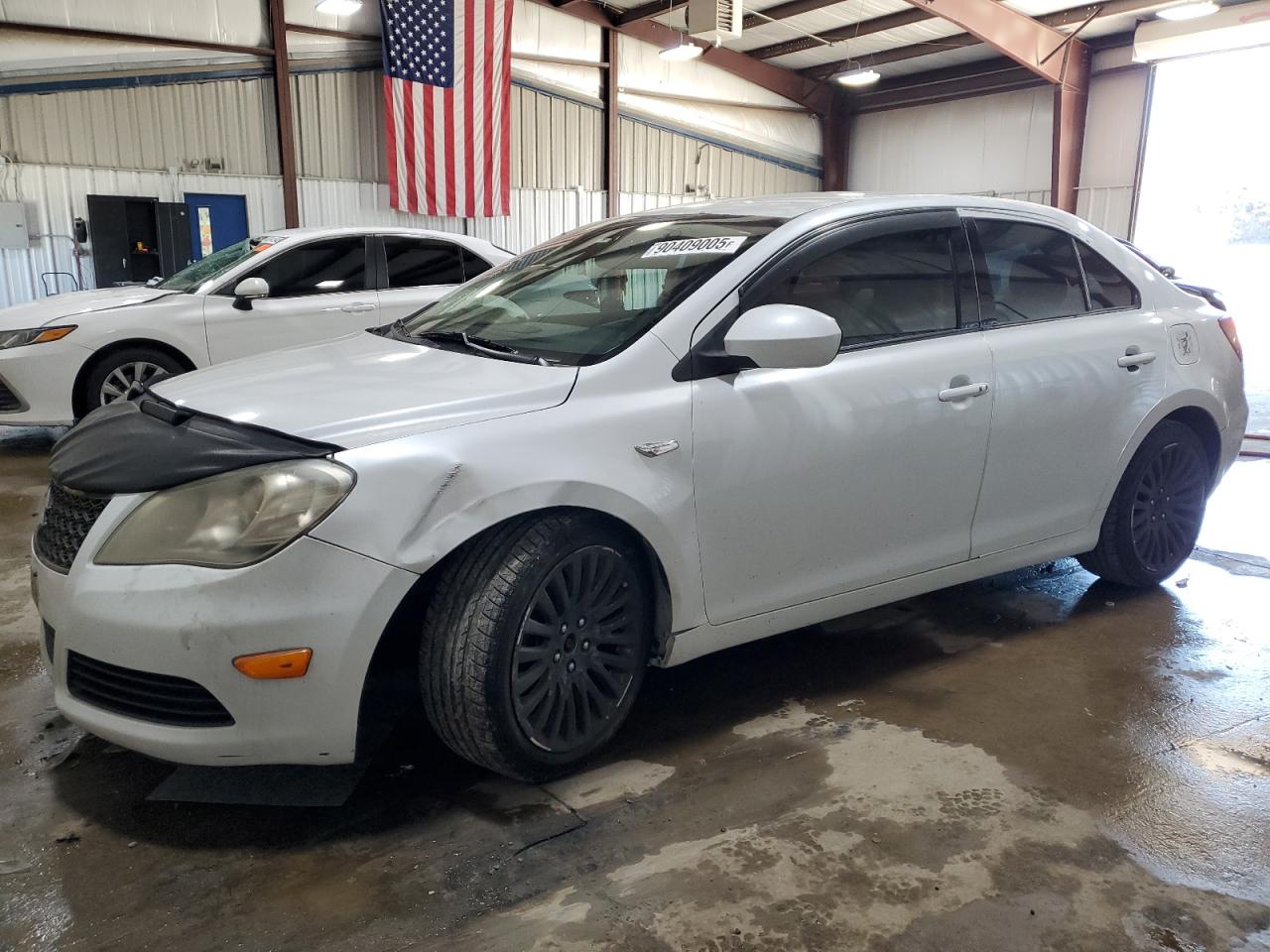 2012 Suzuki Kizashi SE, VIN JS2RF9A3XC6100827 — Front end