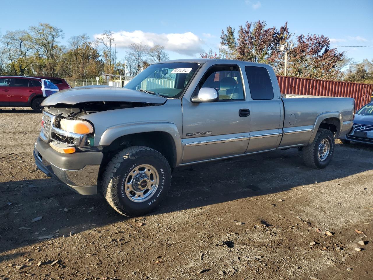 2002 GMC Sierra 2500HD SLE, VIN 1GTHC29G82E165046 — Front end