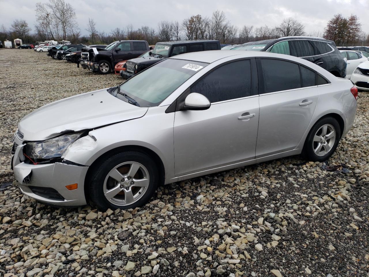 2014 Chevrolet Cruze 1LT, VIN 1G1PC5SB7E7366515 — Перед
