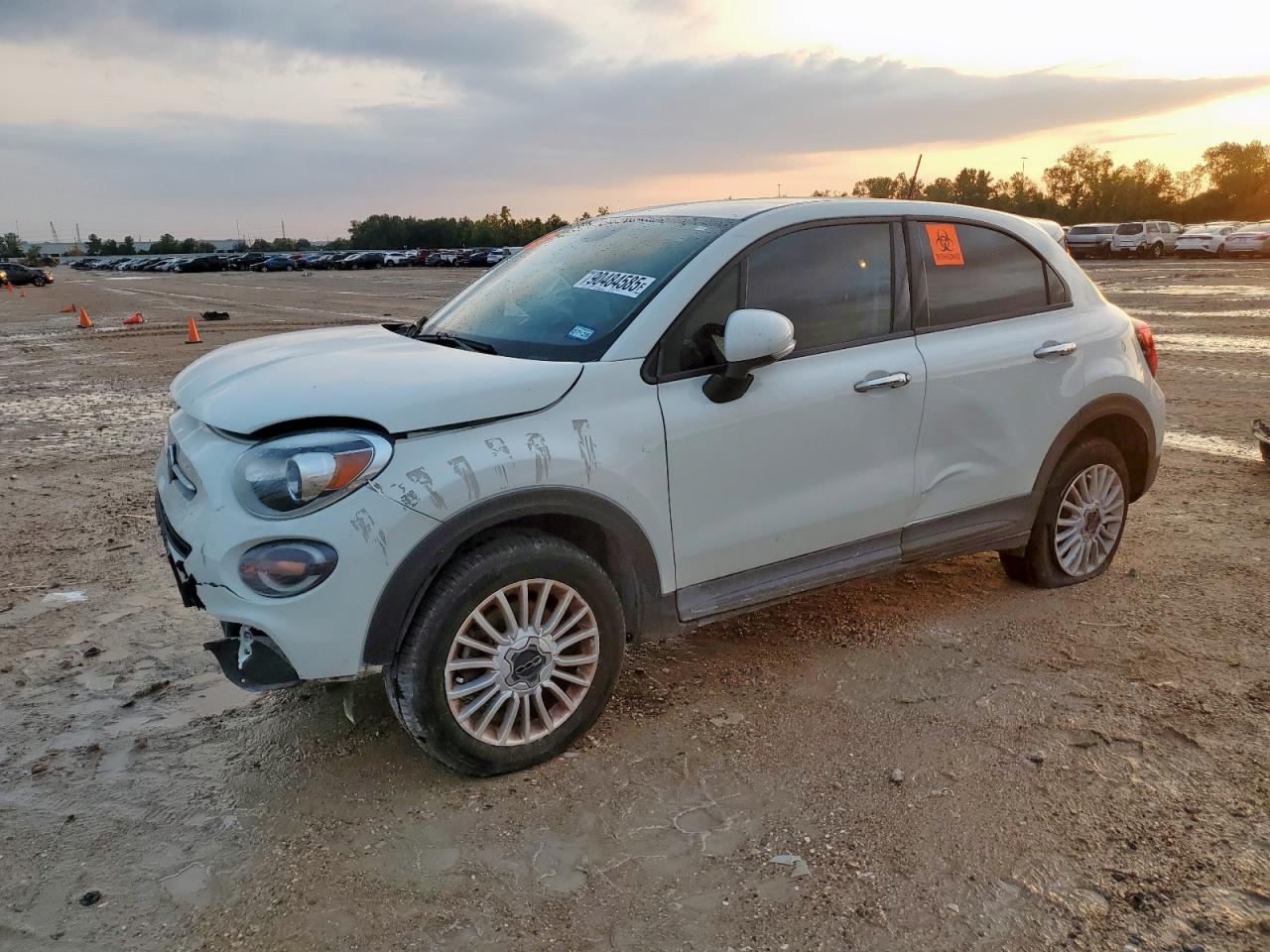 2019 FIAT 500X Pop, VIN ZFBNFYA11KP784924 — Front end