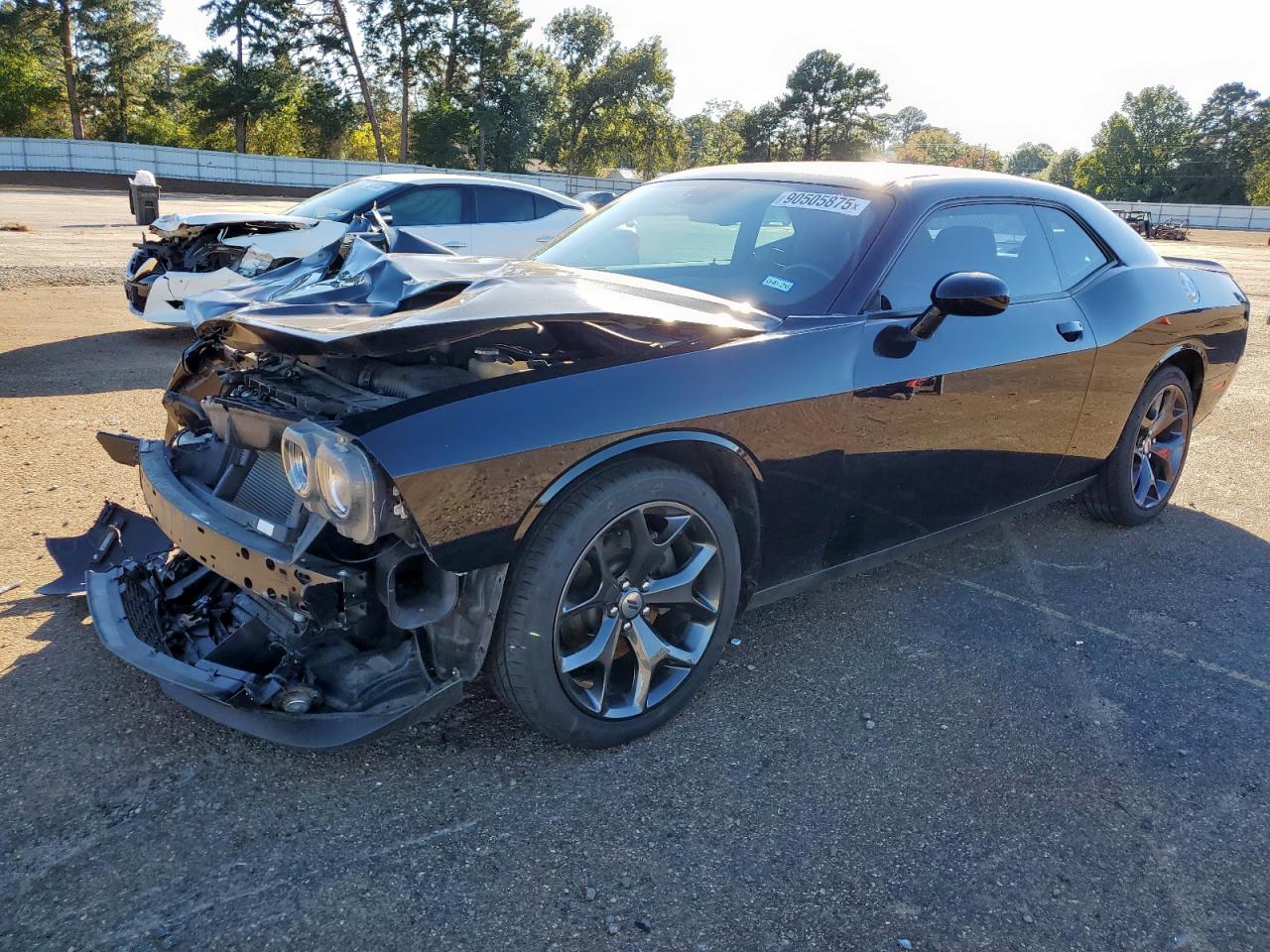 2019 Dodge Challenger SXT, VIN 2C3CDZAG2KH751458 — Front end