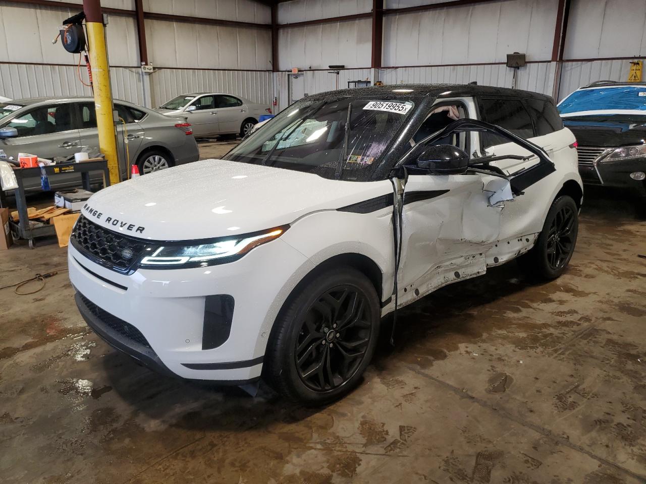 2020 Land Rover Range Rover Evoque SE, VIN SALZP2FX8LH019493 — Side