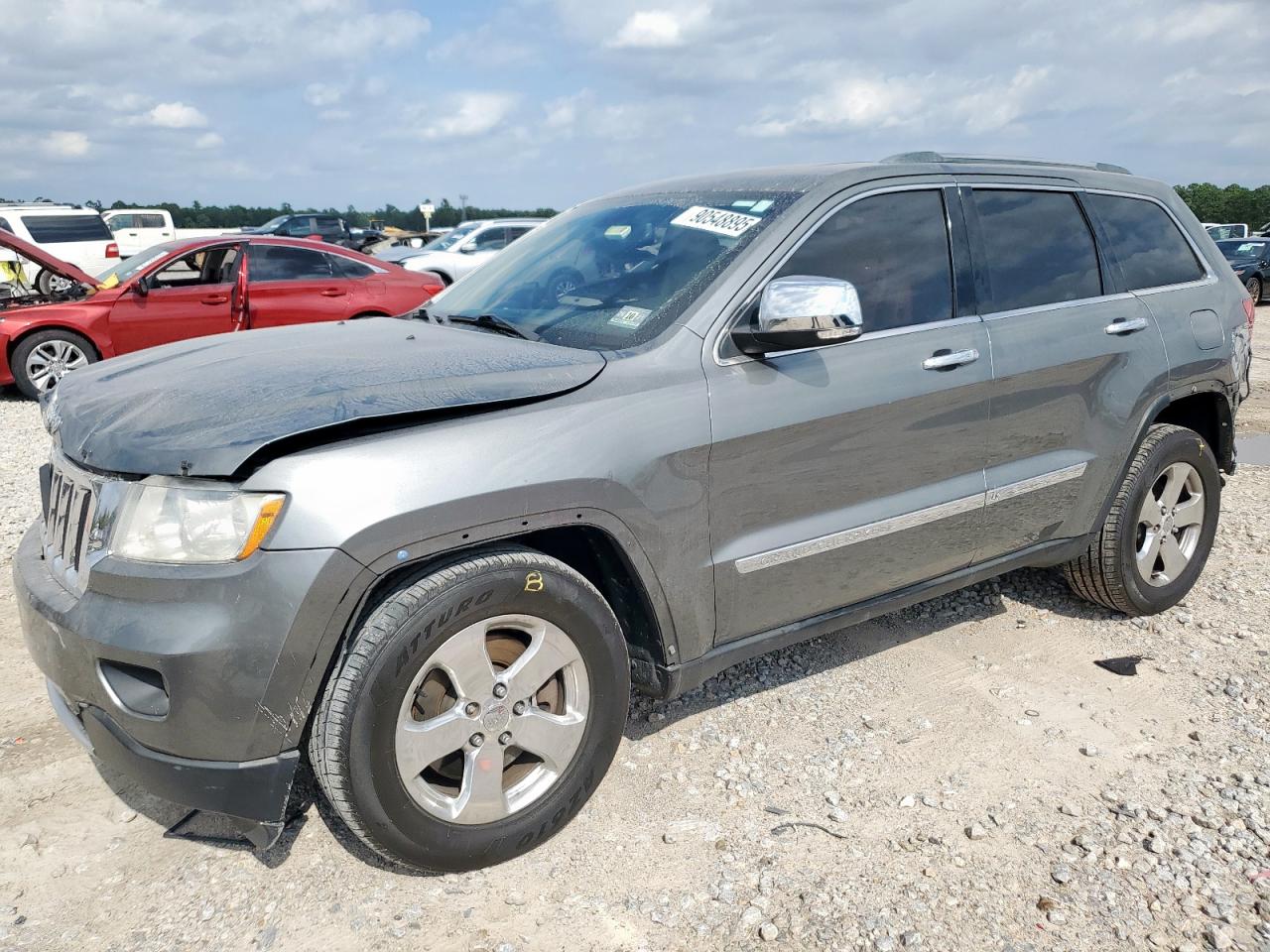 2013 Jeep Grand Cherokee Limited, VIN 1C4RJFBT0DC575699 — Rear end