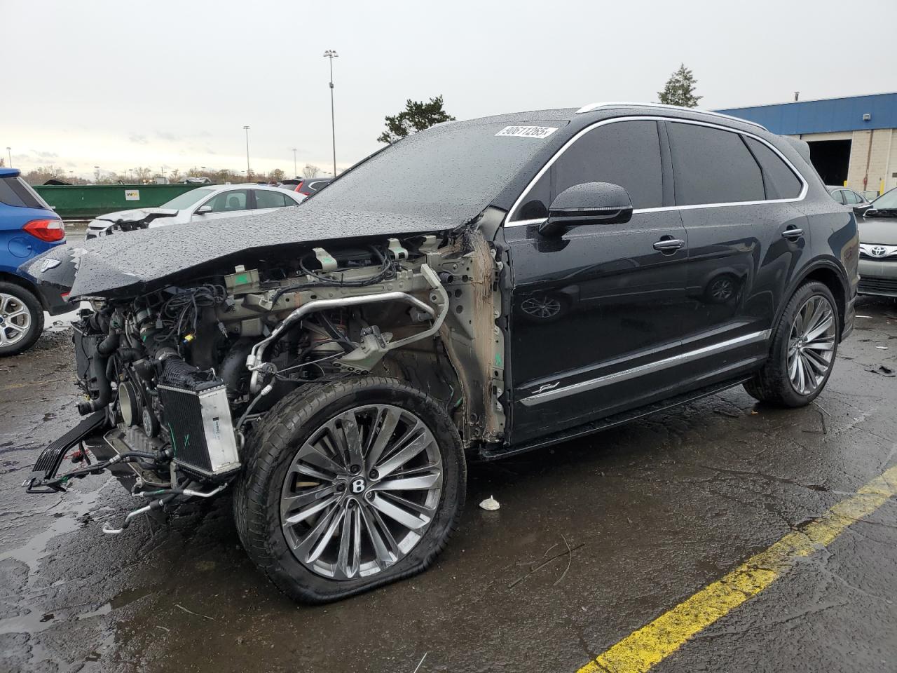2023 Bentley Bentayga Speed, VIN SJAAR2ZV1PC022068 — Front end