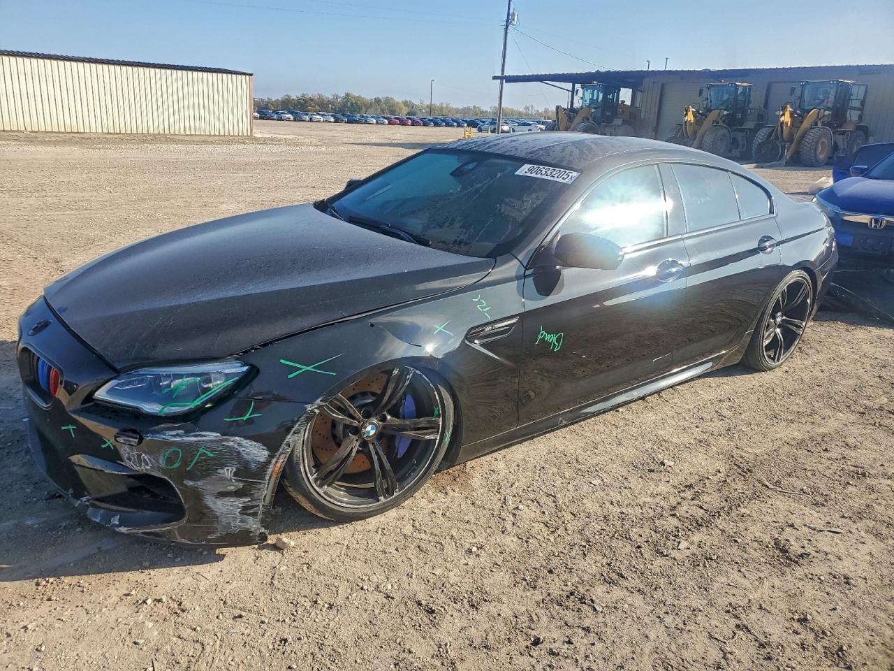 2016 BMW M6, VIN WBS6E9C50GGF92603 — Перед