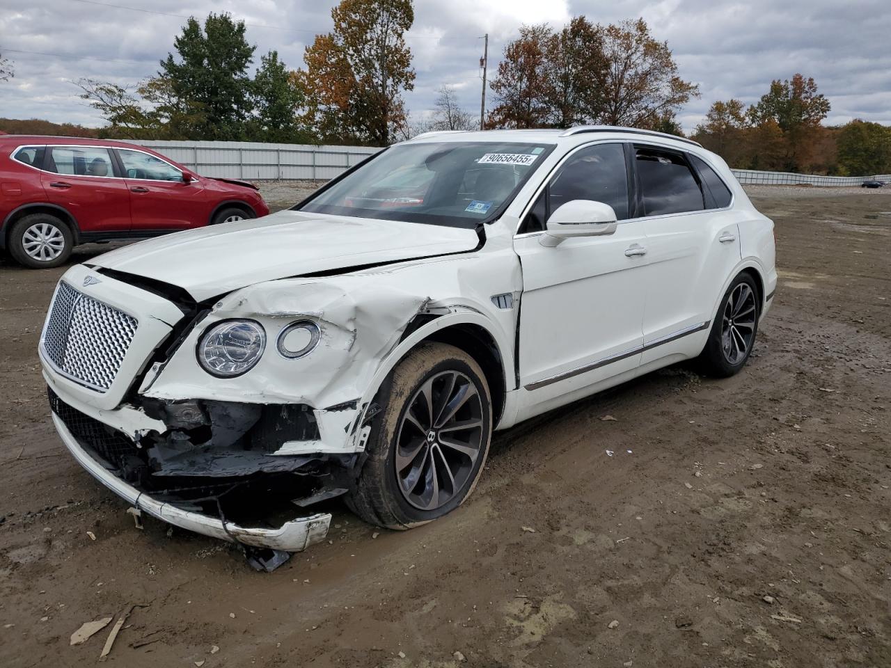 2018 Bentley Bentayga Signature, VIN SJAAC2ZV8JC019774 — Front end