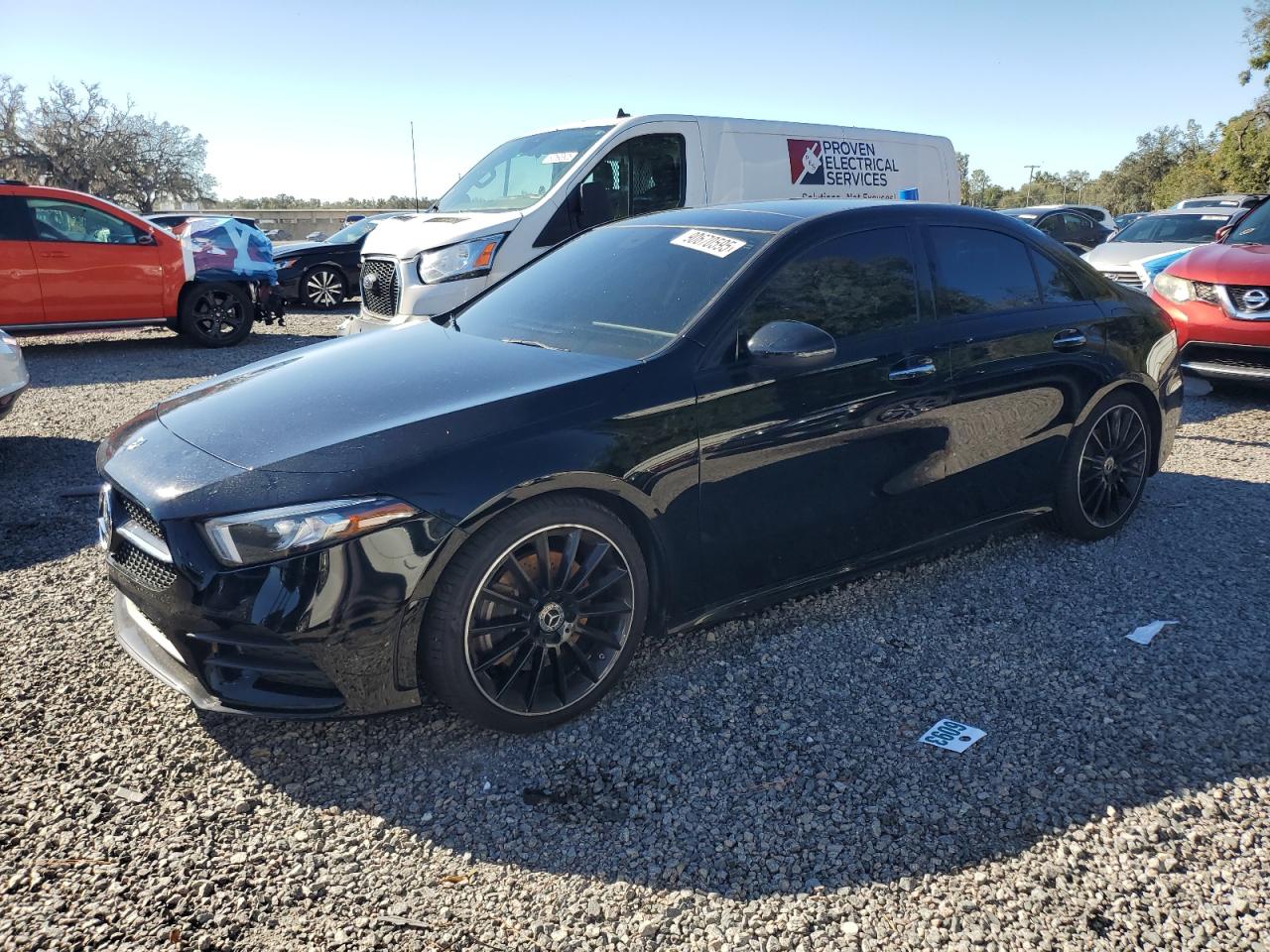 2019 Mercedes-Benz A 220, VIN WDD3G4EB9KW032493 — Undercarriage