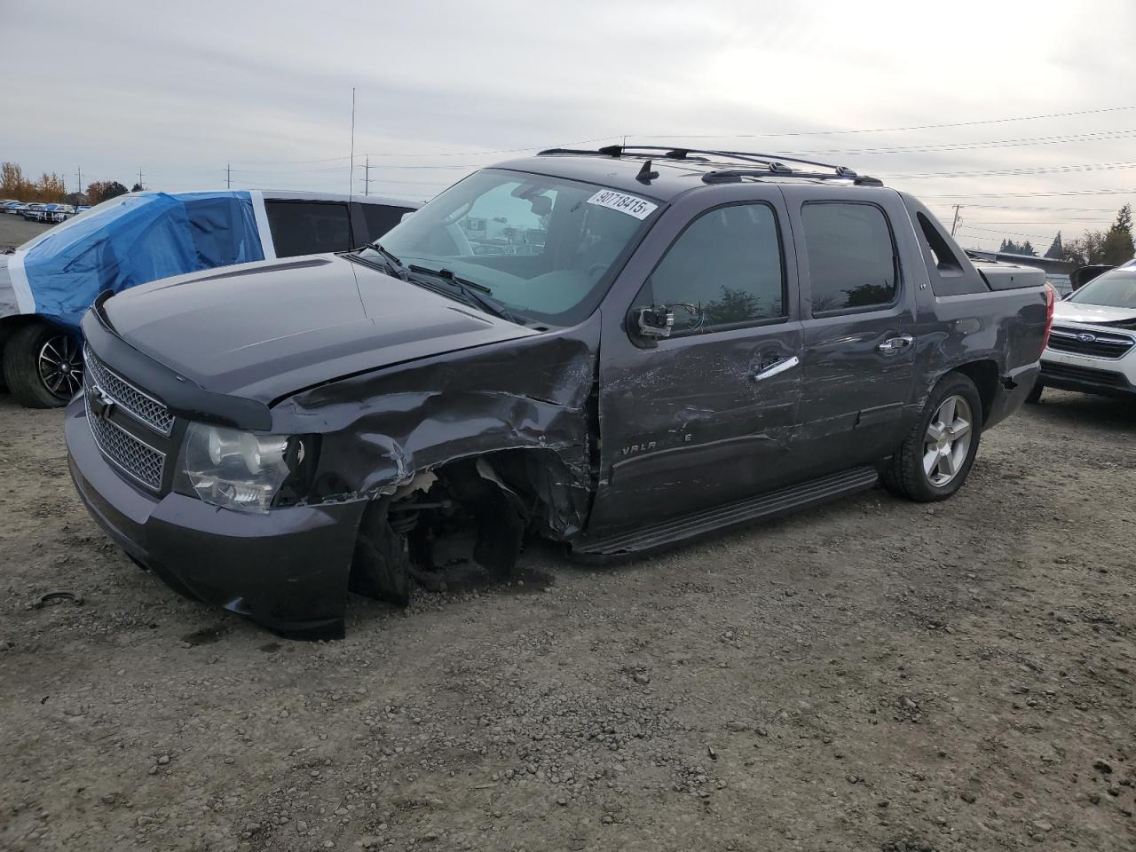 2011 Chevrolet Avalanche LT, VIN 3GNMCFE0XBG113027 — Side