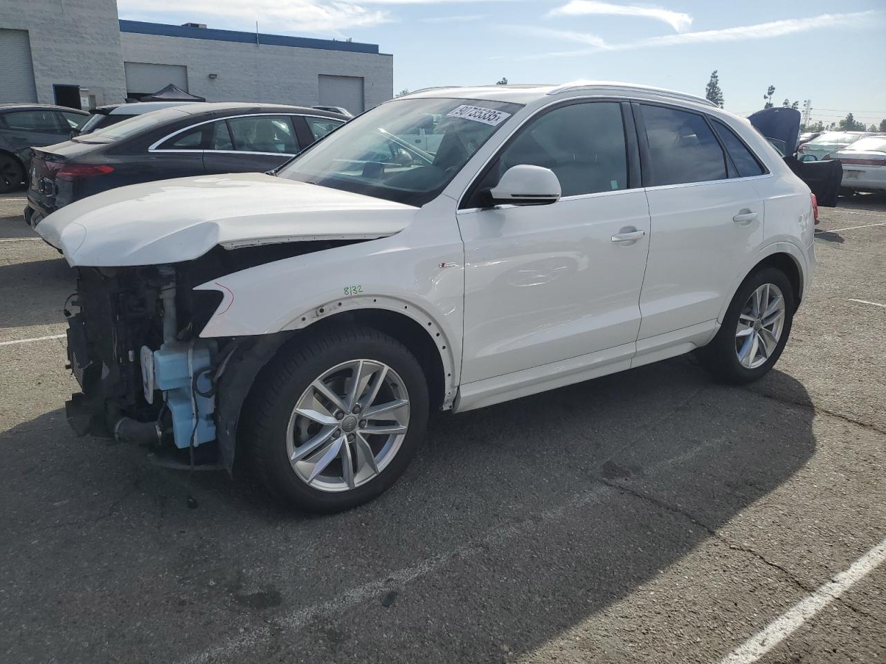 2018 Audi Q3 Premium Plus, VIN WA1JCCFS2JR032316 — Front end