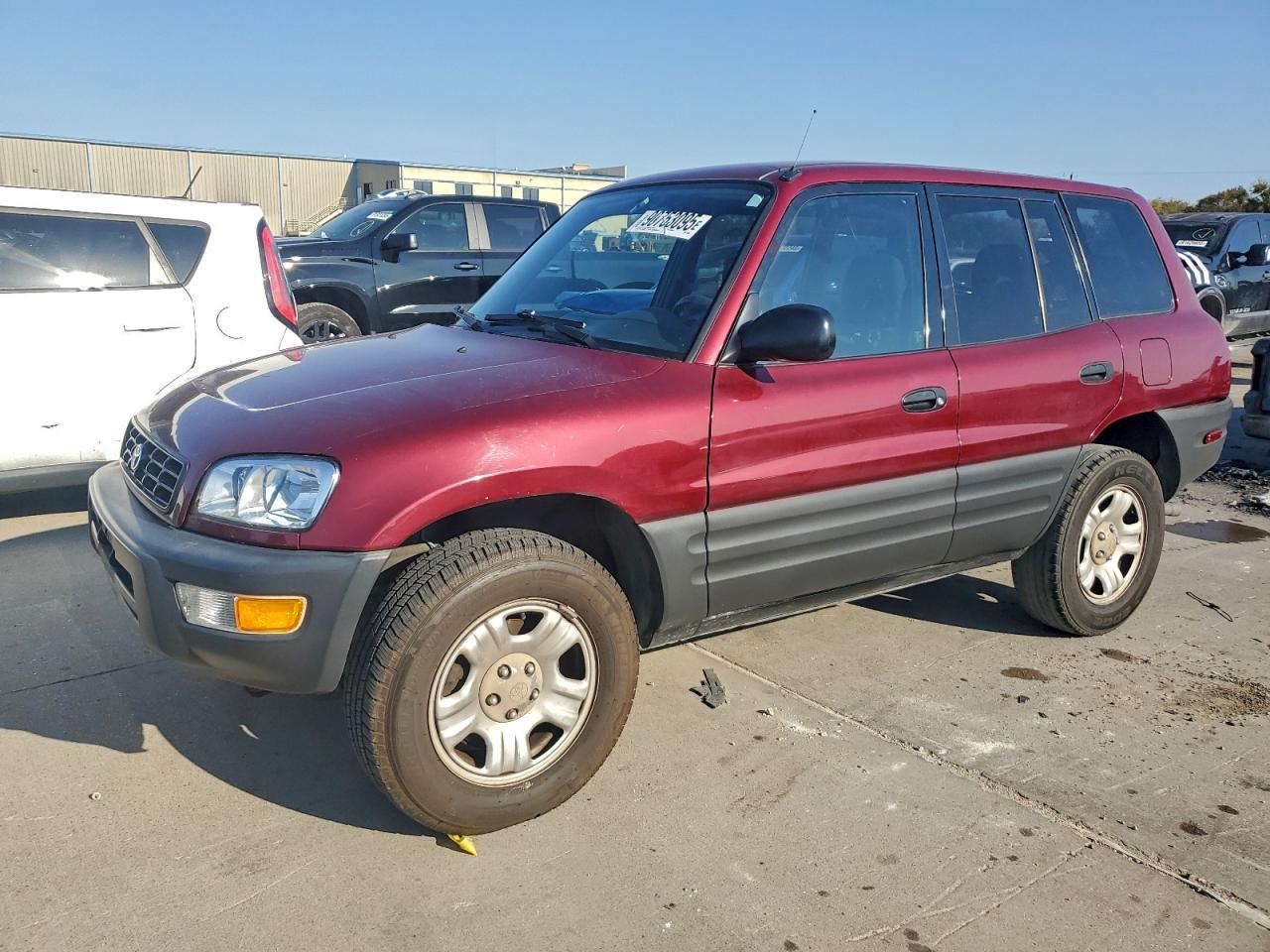 1998 Toyota RAV4, VIN JT3GP10V1W0024381 — Rear end