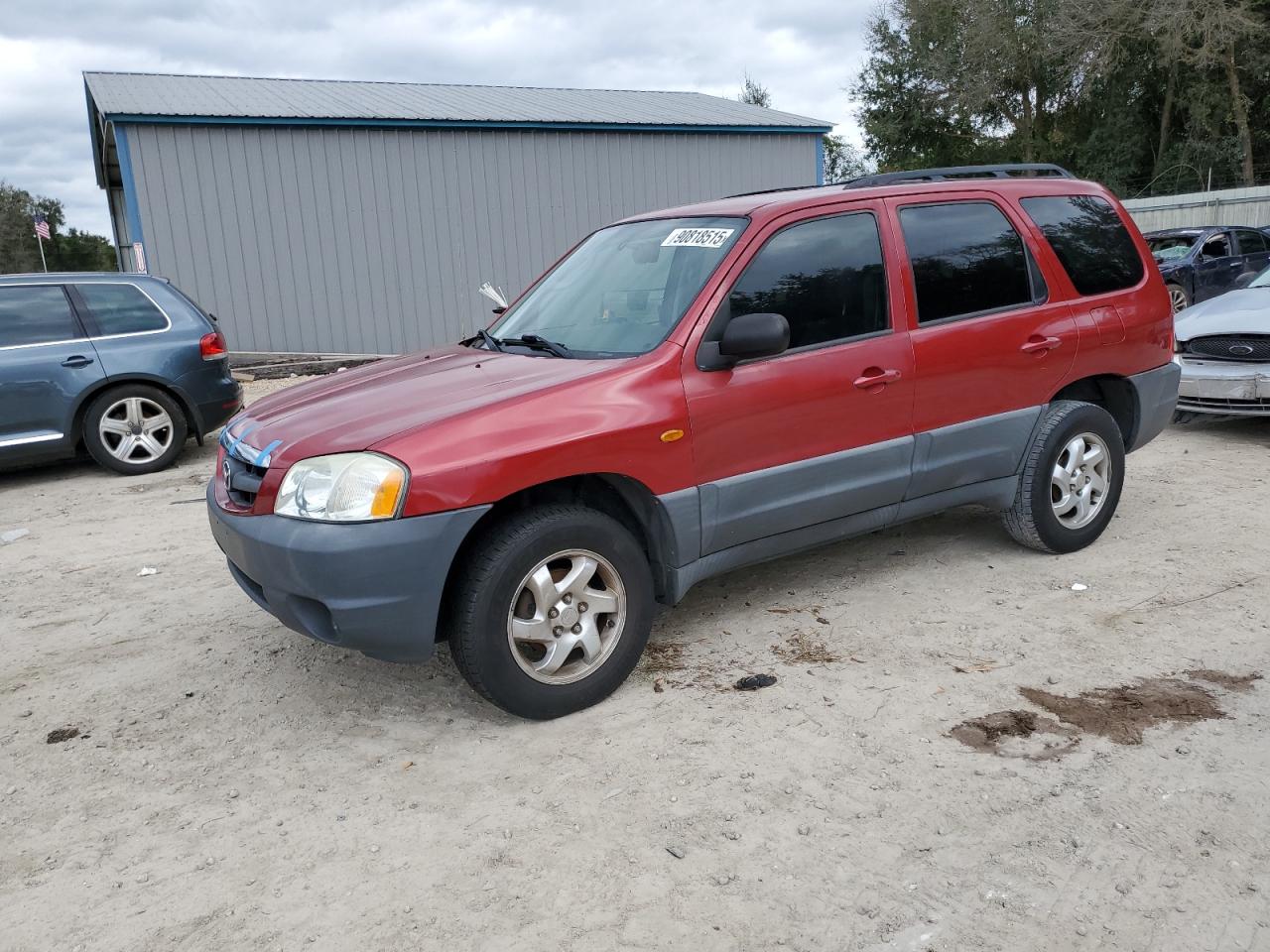 2004 Mazda Tribute DX, VIN 4F2YZ02B04KM28460 — Minor dents and scratches