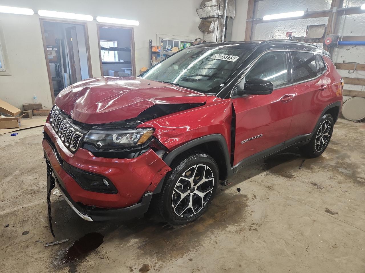 2025 Jeep Compass Limited, VIN 3C4NJDCNXST564780 — Перед