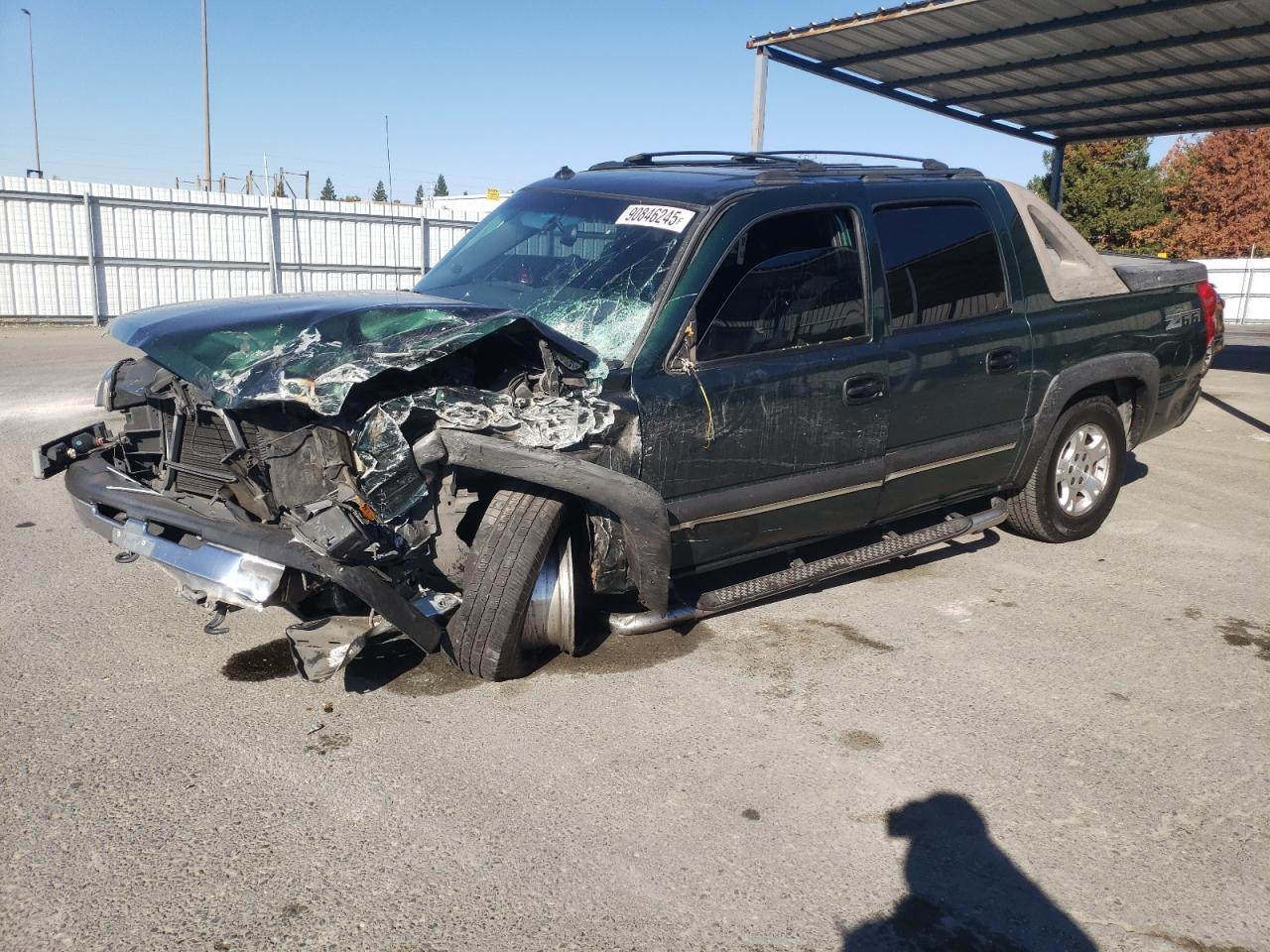 2003 Chevrolet Avalanche, VIN 3GNEC13T03G247843 — Front end