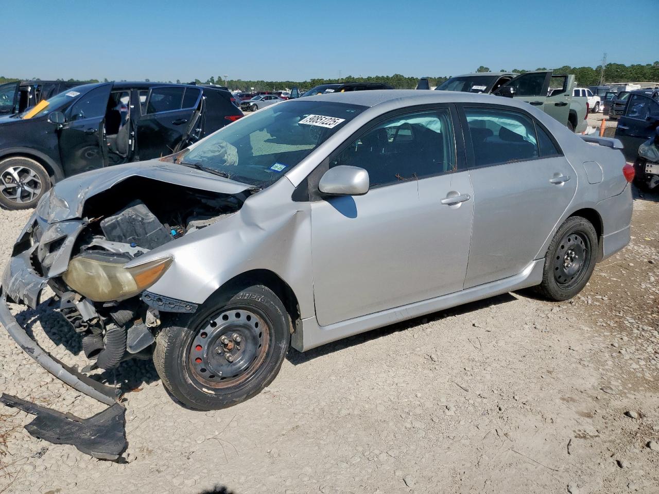 2011 Toyota Corolla L, VIN 2T1BU4EE5BC627925 — Front end