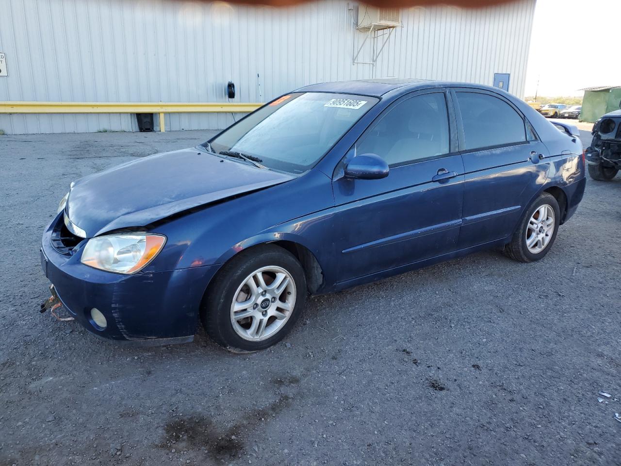 2004 Kia Spectra LX, VIN KNAFE122745052456 — Front end