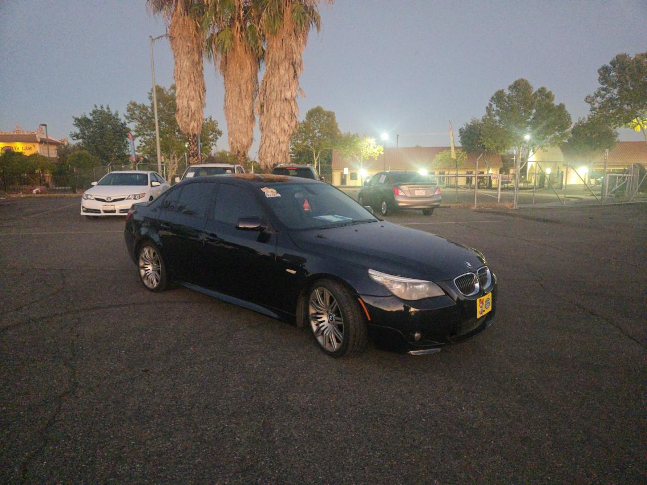 2008 BMW 5 Series 550i, VIN WBANW53578CT52542 — Minor dents and scratches