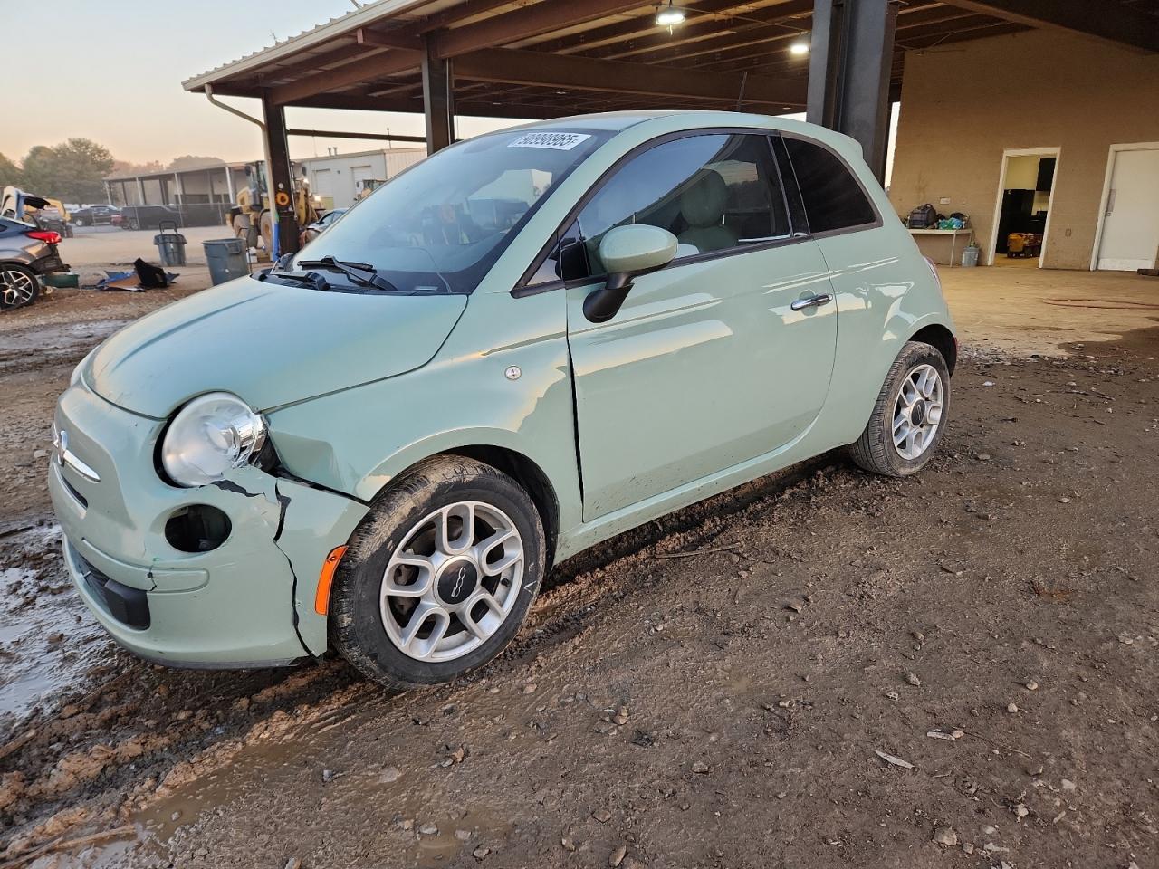 2014 FIAT 500 Pop, VIN 3C3CFFAR4ET264221 — Side