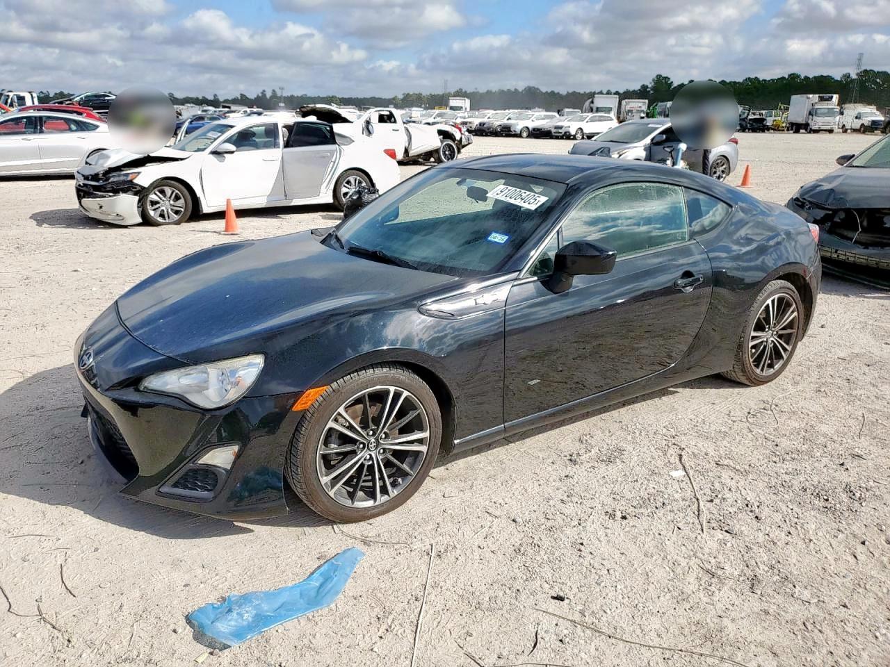 2015 Scion FR-S, VIN JF1ZNAA14F8713487 — Front end
