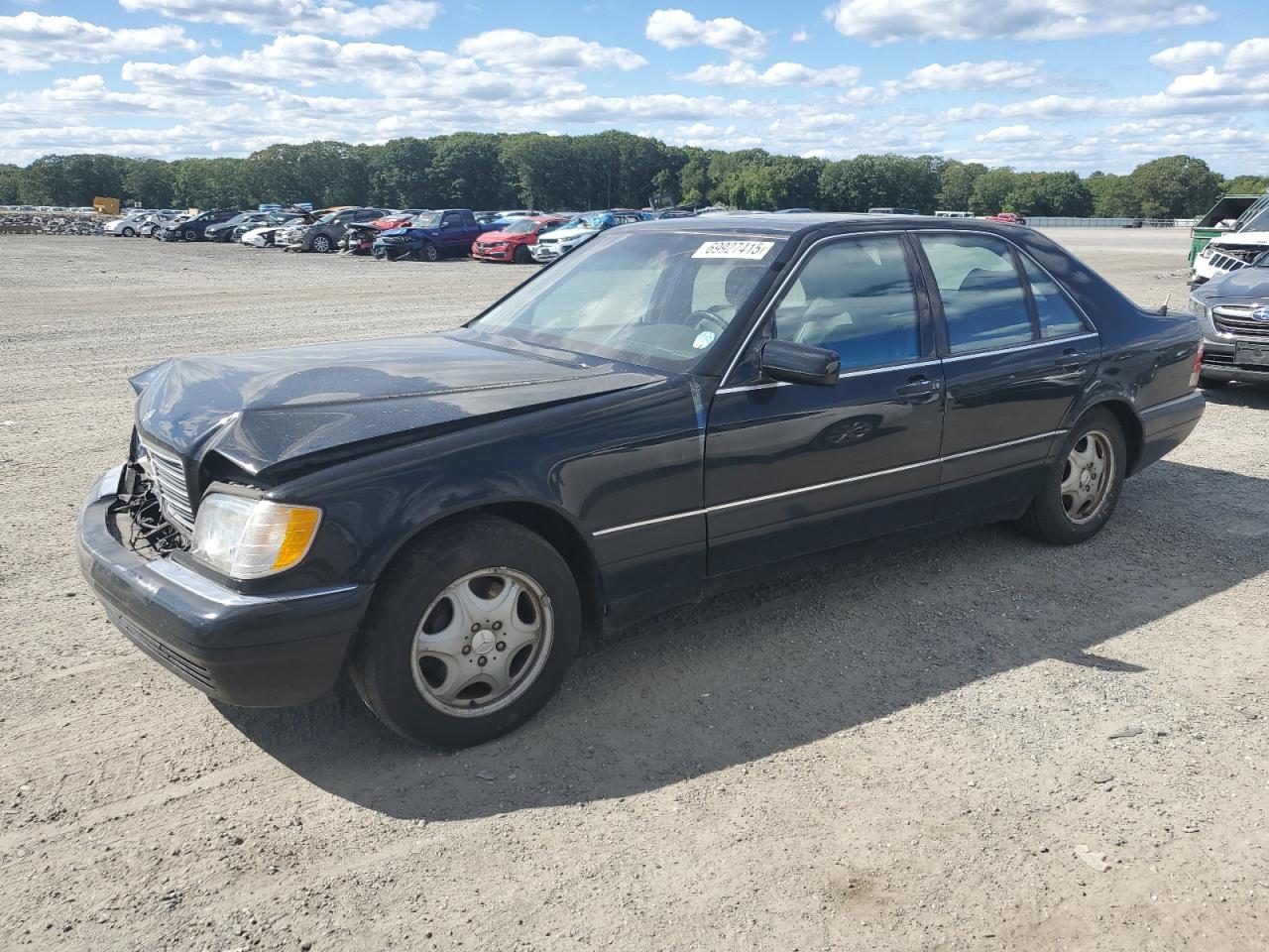 1999 Mercedes-Benz S 320/430/500, VIN WDBGA32G2XA423947 — Front end