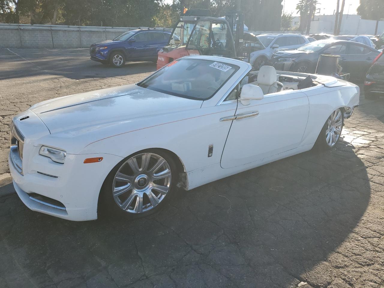 2016 Rolls-Royce Dawn, VIN SCA666D53GU102324 — Vandalism