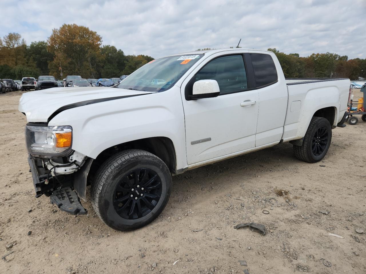2022 GMC Canyon 2WD Elevation, VIN 1GTH5CEA3N1112784 — Front end
