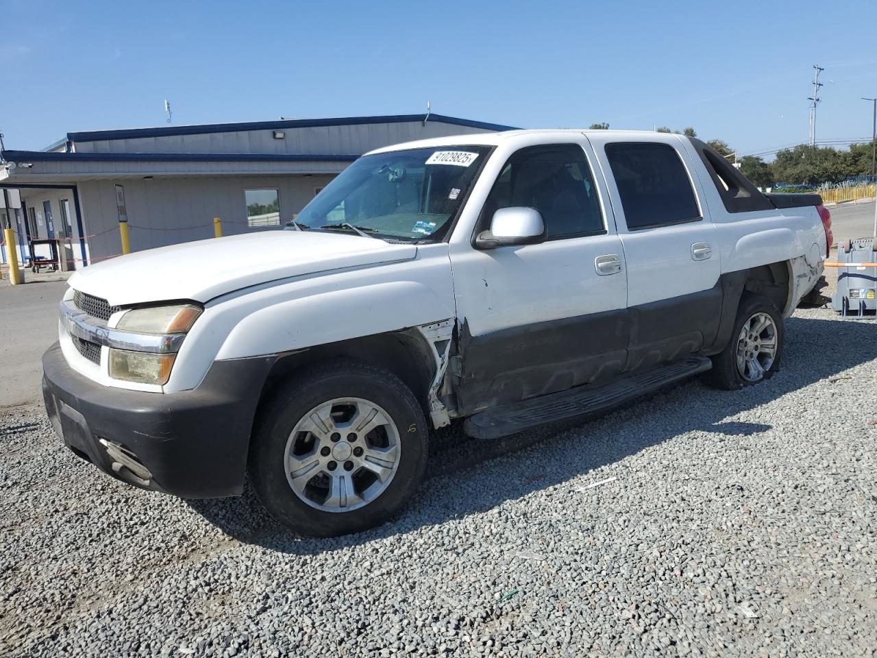 2003 Chevrolet Avalanche, VIN 3GNEC13T63G147262 — Rear end
