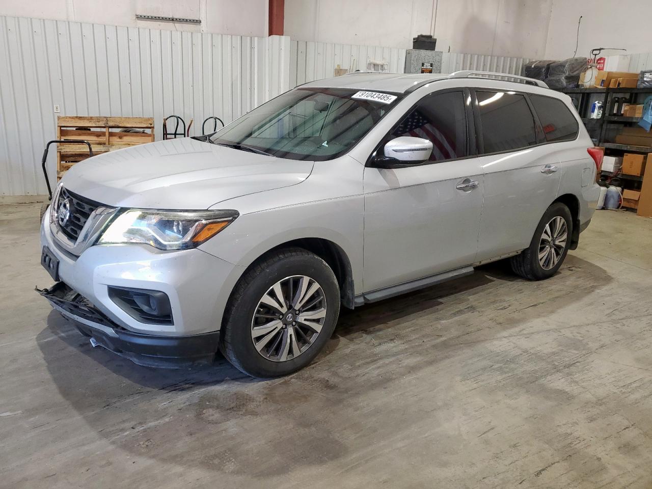 2017 Nissan Pathfinder S, VIN 5N1DR2MN7HC656923 — Auction photo