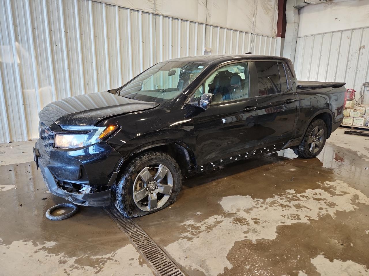 2024 Honda Ridgeline TrailSport, VIN 5FPYK3F62RB029838 — Front end