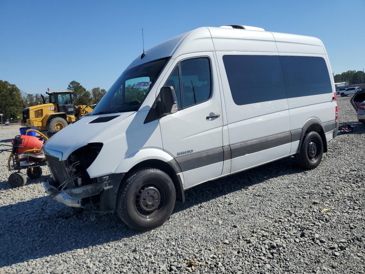 2007 Dodge Sprinter Passenger, VIN WD8PE745675220145 — Перед