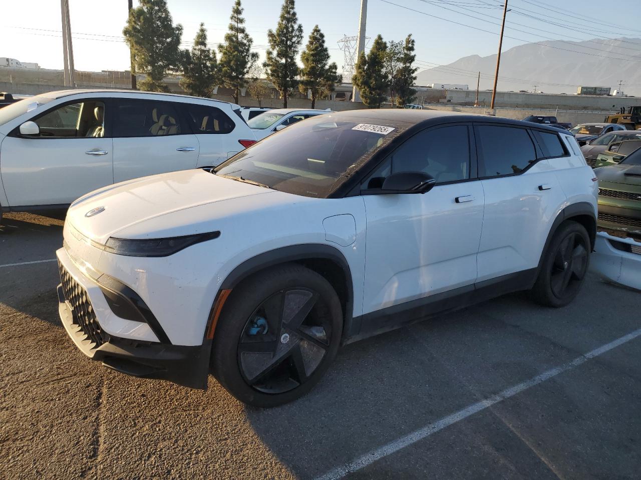 2023 Fisker Ocean One, VIN VCF1ZBU26PG004248 — Undercarriage