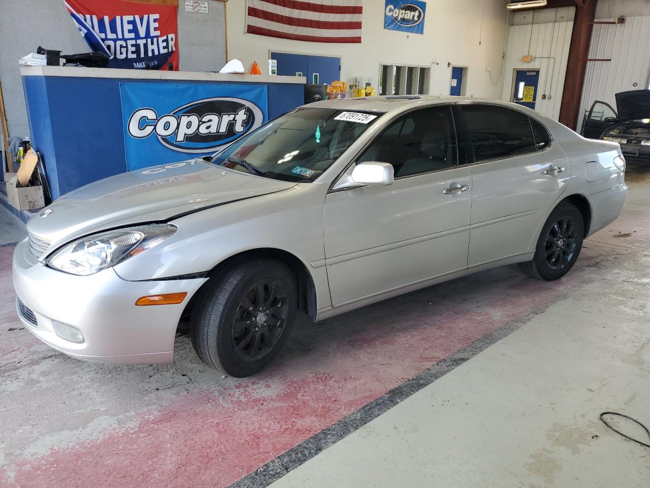2004 Lexus ES 350, VIN JTHBA30G640014252 — Normal wear