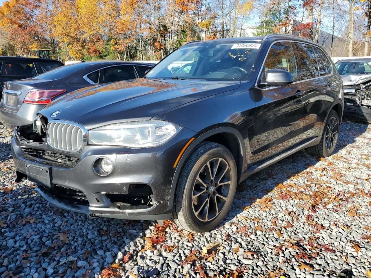 2015 BMW X5 xDrive35i, VIN 5UXKR0C52F0P04780 — Front end