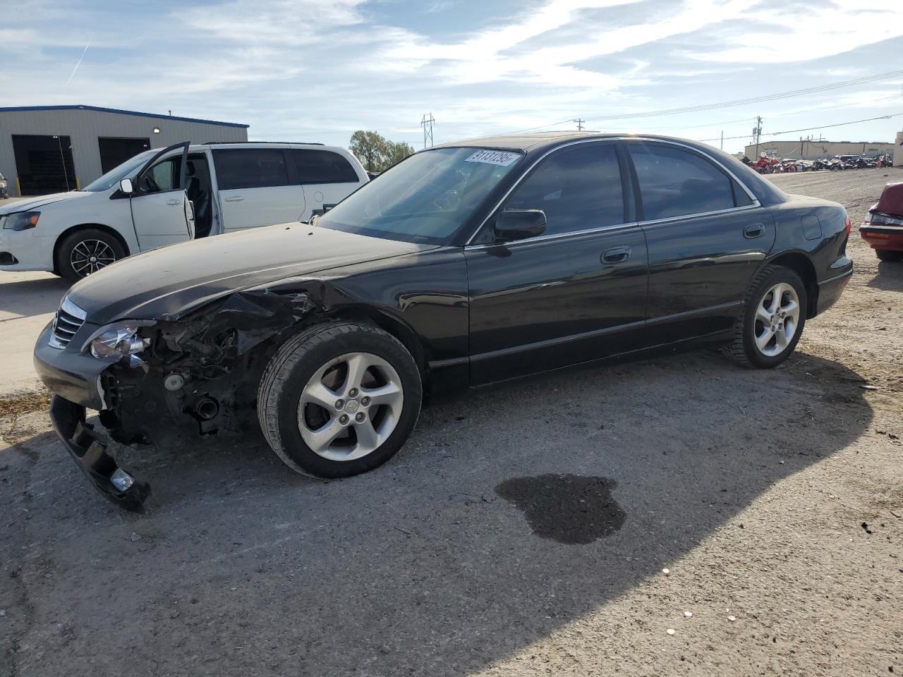 2001 Mazda Millenia, VIN JM1TA221X11704973 — Front end