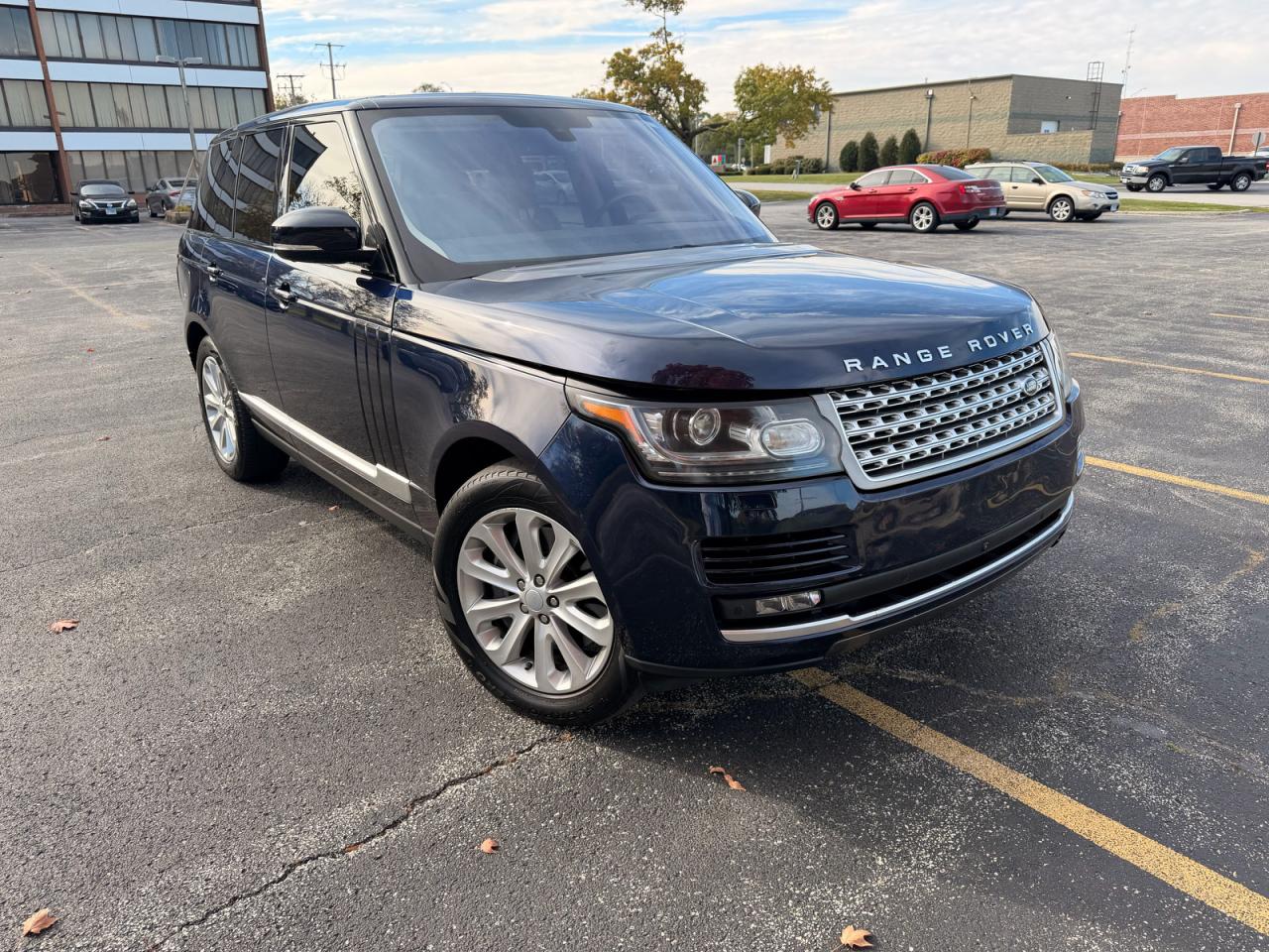 2016 Land Rover Range Rover HSE, VIN SALGS2VF5GA263311 — Перед
