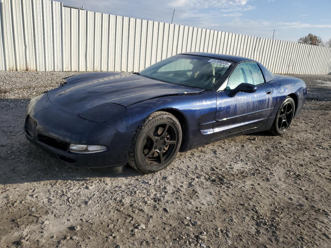 2000 Chevrolet Corvette, VIN 1G1YY22G9Y5118573 — Front end