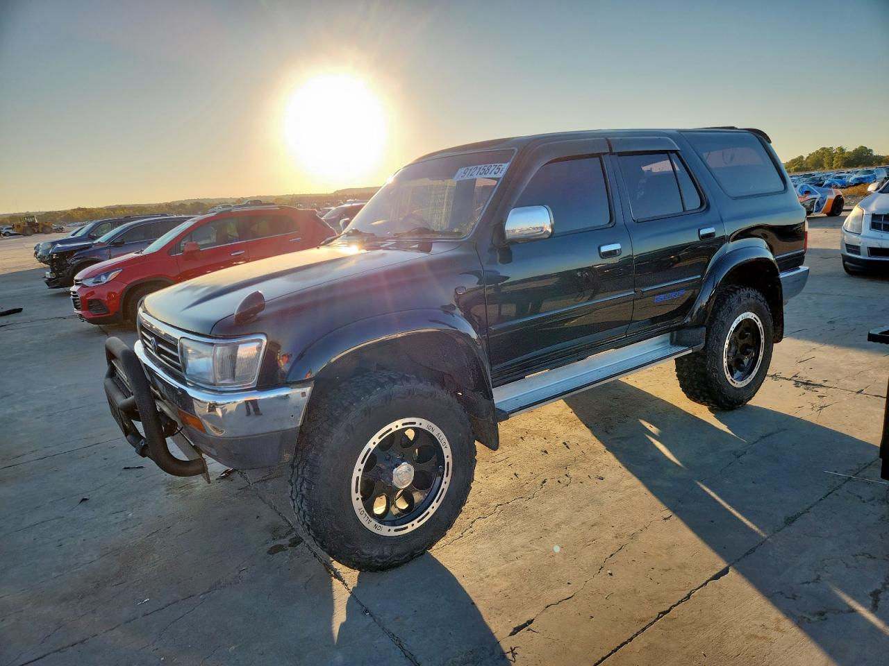 1995 Toyota Hilux, VIN KZN1300004143 — Зад