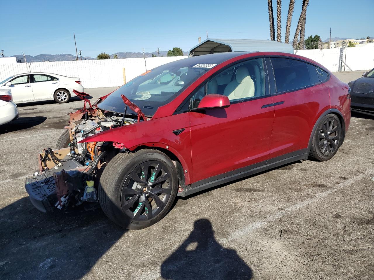 2024 Tesla Model X, VIN 7SAXCBE59RF437079 — Front end