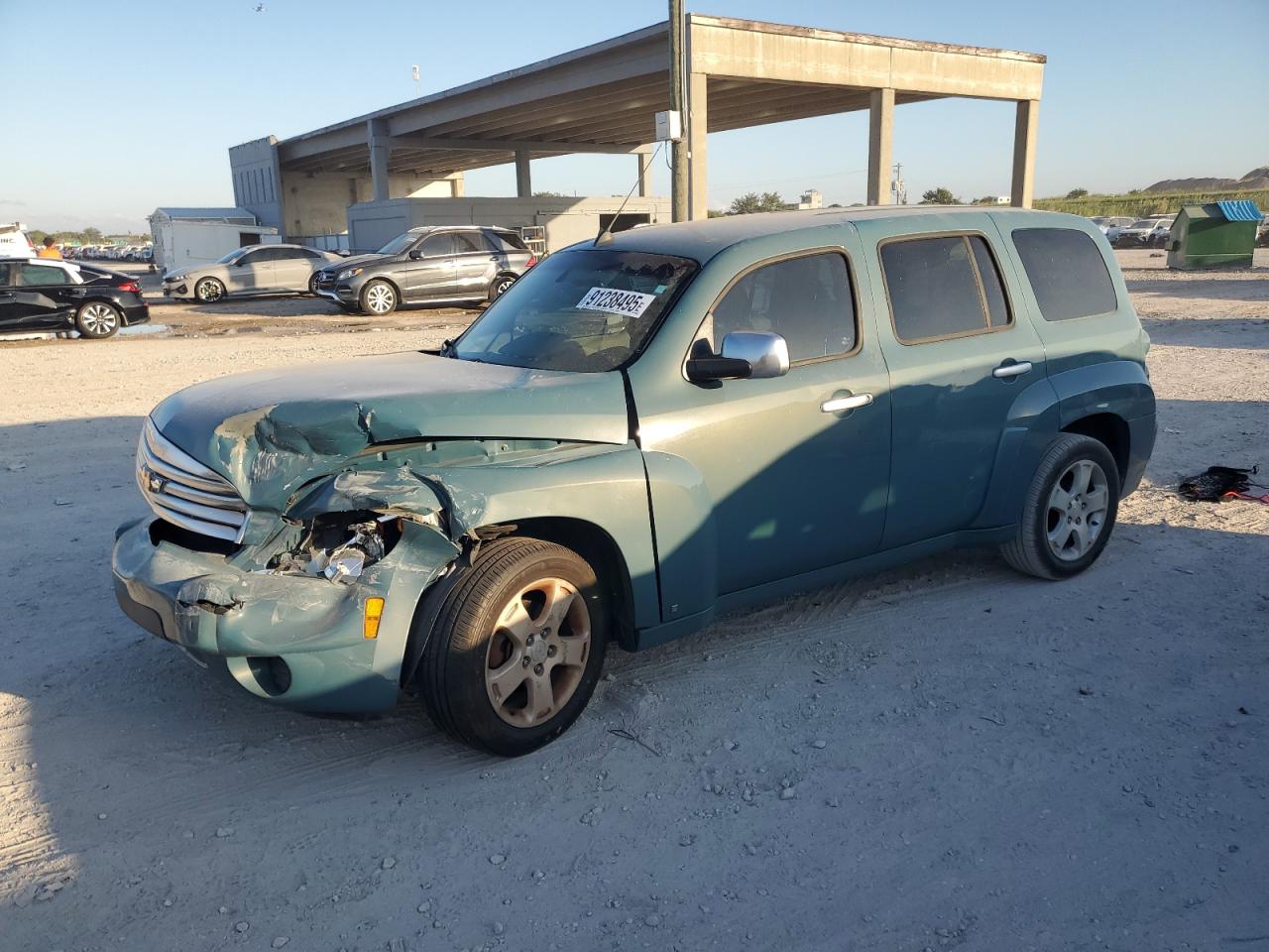 2007 Chevrolet HHR LT, VIN 3GNDA23D77S577272 — Front end