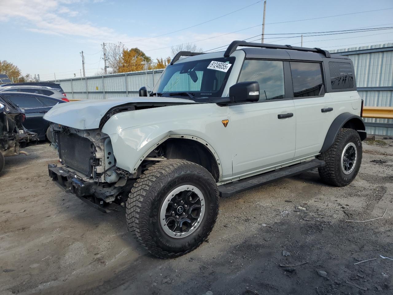 2023 Ford Bronco Wildtrak, VIN 1FMEE5DP5PLC13106 — Front end