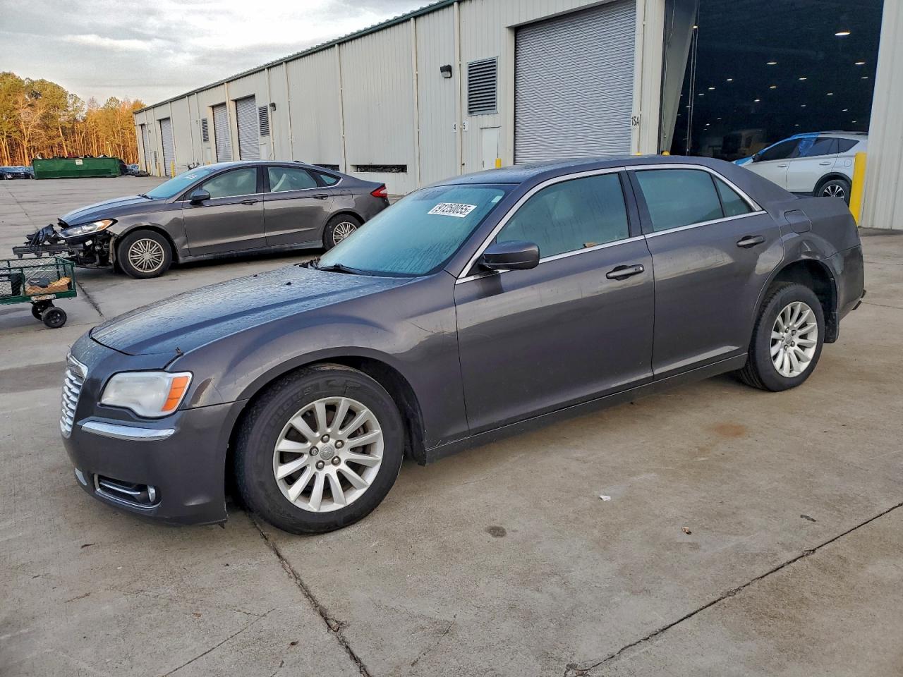 2013 Chrysler 300, VIN 2C3CCAAG6DH575117 — Frame damage