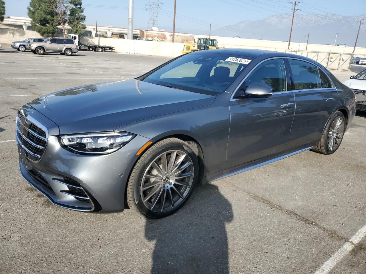 2025 Mercedes-Benz S 580, VIN W1K6G7GB7SA326970 — Minor dents and scratches