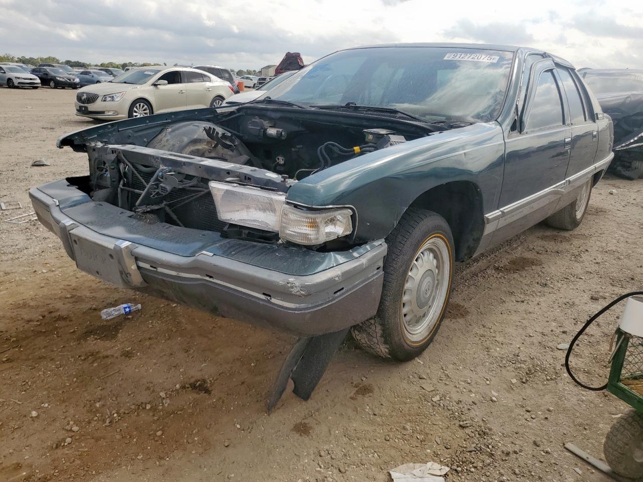 1995 Buick Roadmaster Limited Collectors Edition, VIN 1G4BT52P7SR414538 — Front end