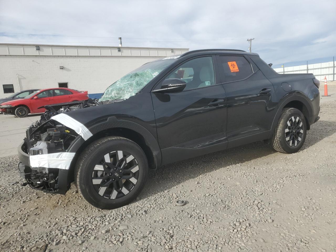 2025 Hyundai Santa Cruz SEL, VIN 5NTJBDDE7SH147614 — Перед