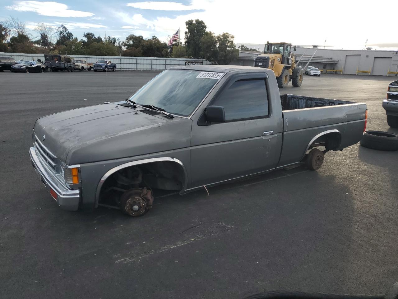 1987 Nissan Hardbody E, VIN JN6ND11SXHW003798 — Разукомплектован