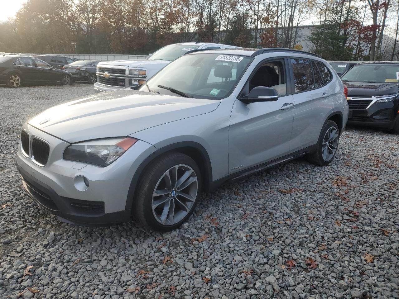 2015 BMW X1 xDrive28i, VIN WBAVL1C56FVY26595 — Front end